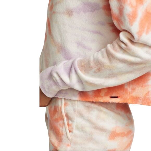 N:Philanthropy Harleen Tie Dye Sweatshirt & Bee Tie Dye Shorts Set - Picture 6 of 16
